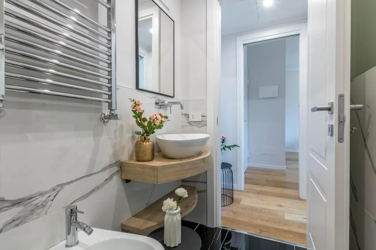 Corso Buenos Aires Elegant Apartment 5 Stars Milan 0*,  Italy